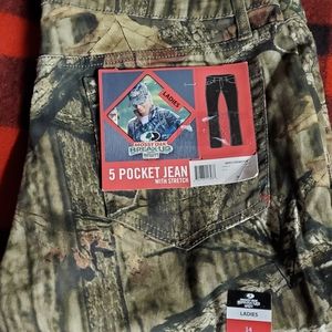 Mossy Oak 5 pocket stretch jeans NWT